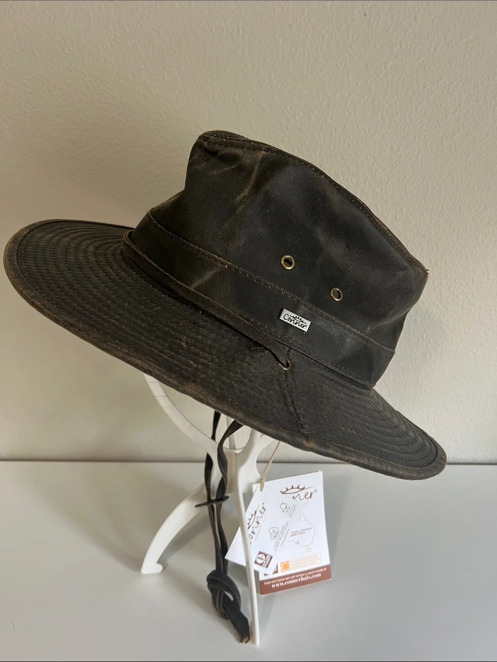 Conner Handmade Waxed Cotton Outback Hat in Dark Brown